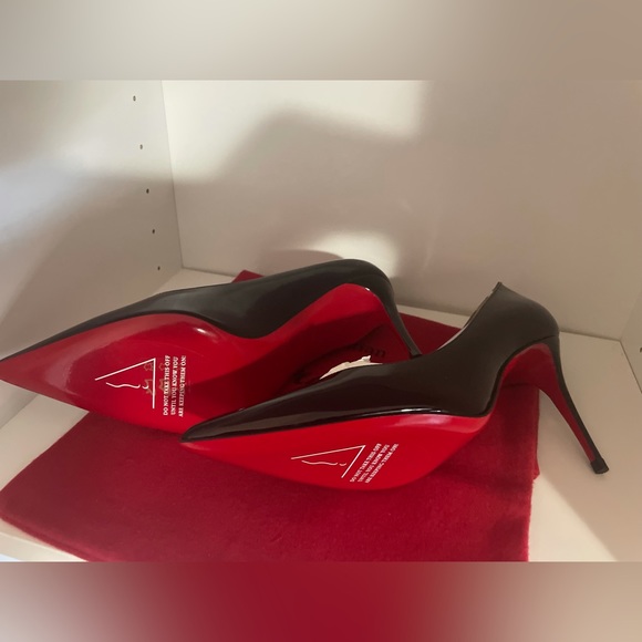 Christian Louboutin - Pair of BRAND NEW NEVER WORN Black Kate Heels - Picture 5 of 9